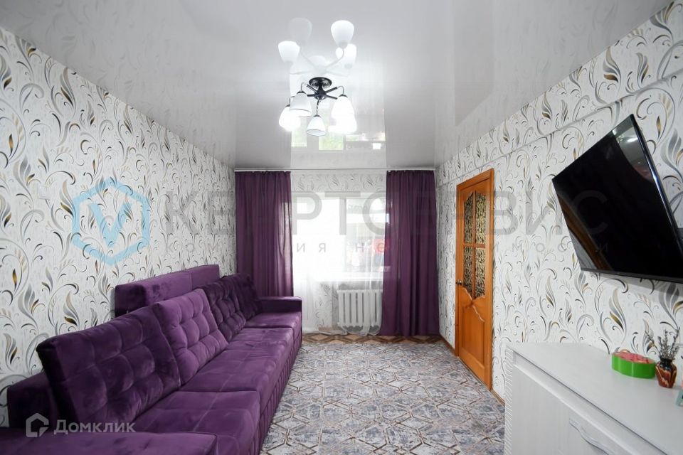 Продаётся 3-комнатная квартира, 55.2 м²