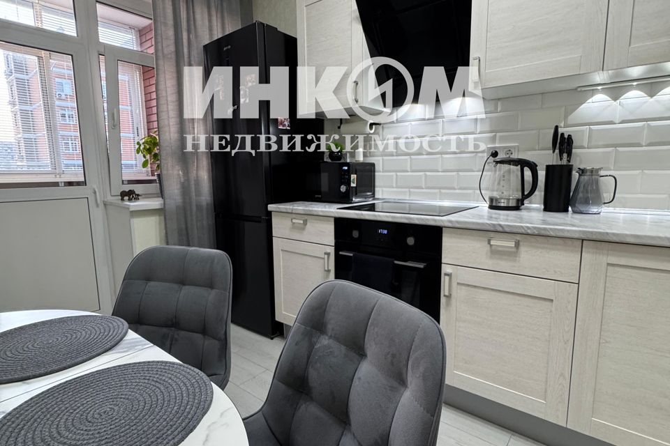 Продаётся 2-комнатная квартира, 52.7 м²