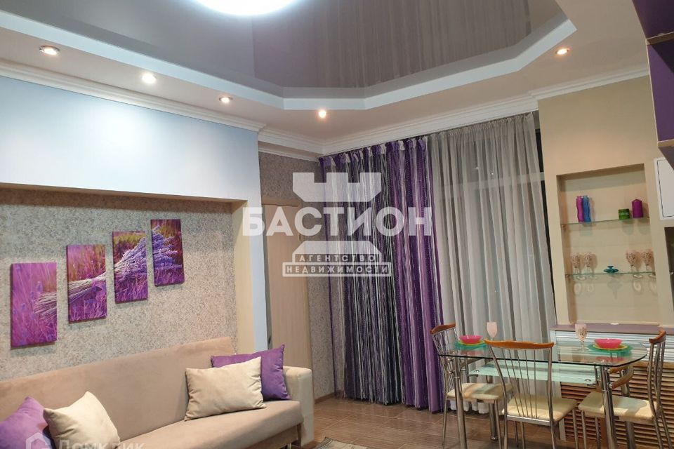 Продаётся 3-комнатная квартира, 43 м²