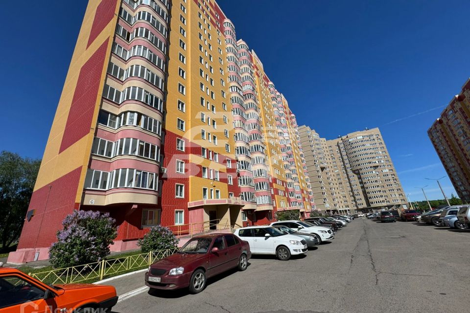 Продаётся 2-комнатная квартира, 56.4 м²