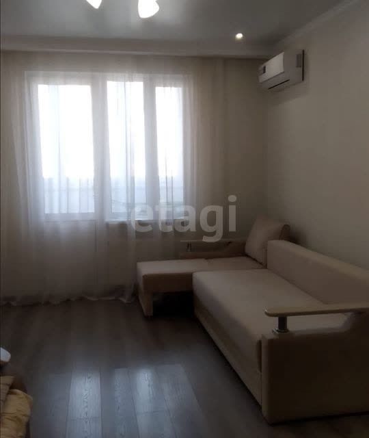 Продаётся 1-комнатная квартира, 45.6 м²