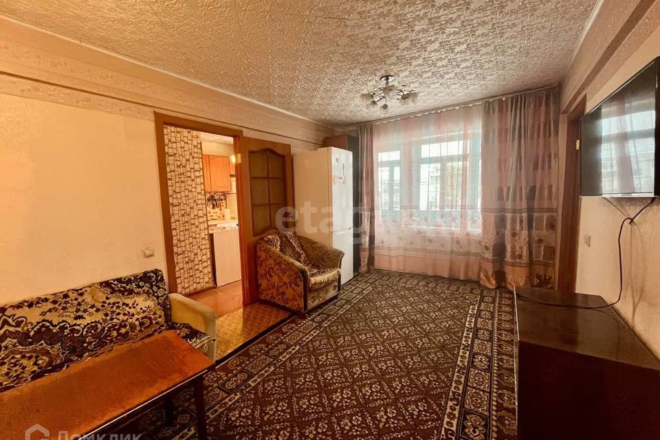 Продаётся 3-комнатная квартира, 50.7 м²