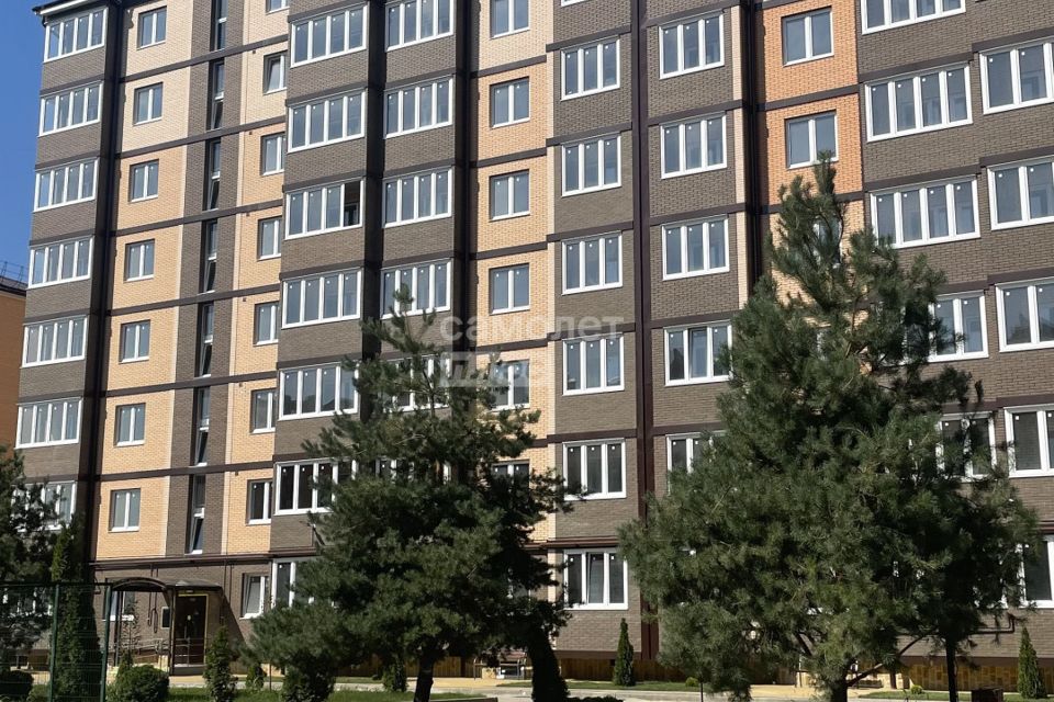 Продаётся 1-комнатная квартира, 42 м²