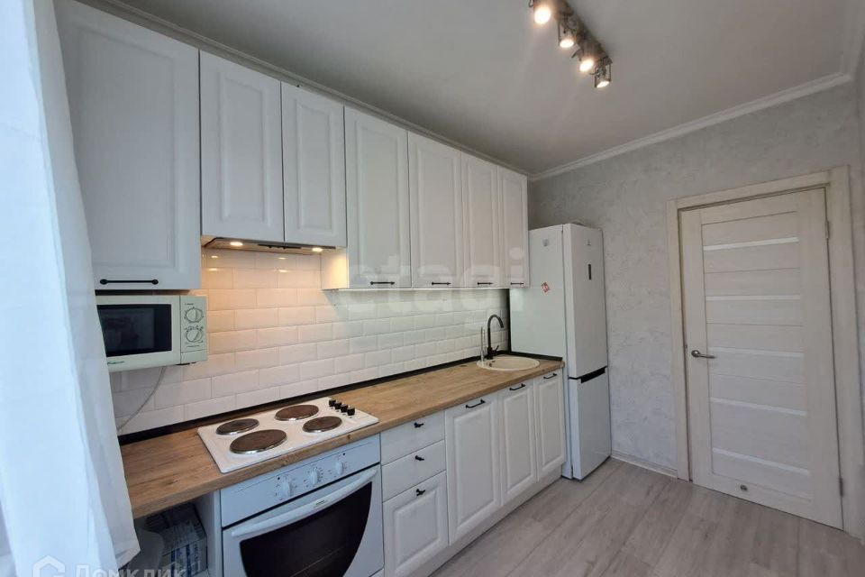 Продаётся 3-комнатная квартира, 64.8 м²