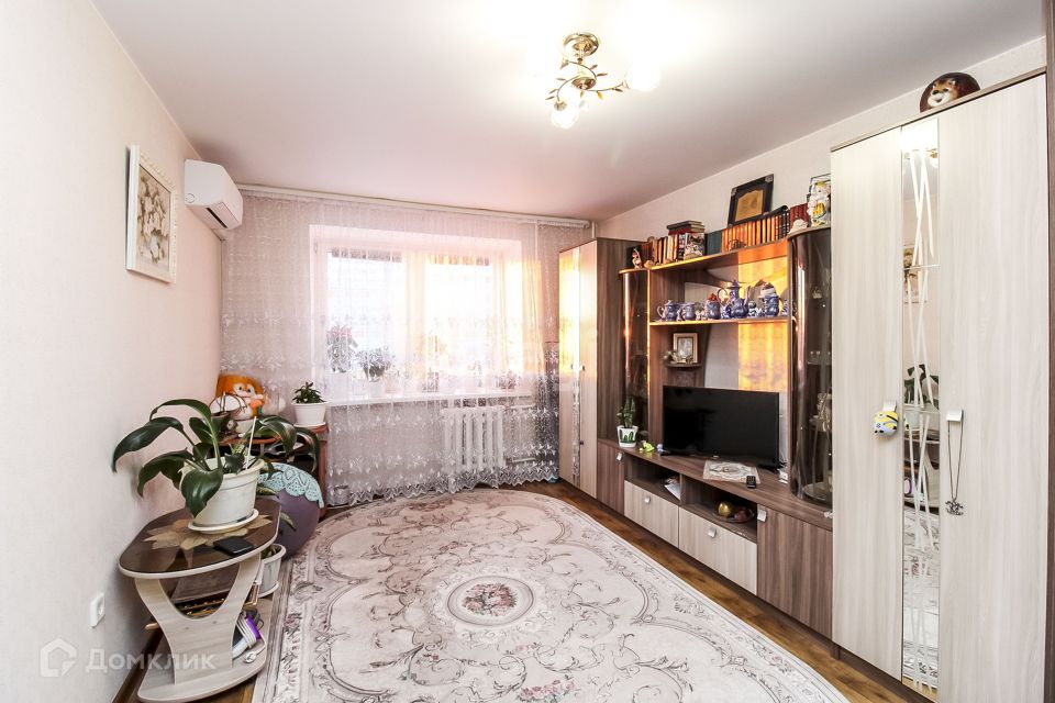 Продаётся 1-комнатная квартира, 35.8 м²