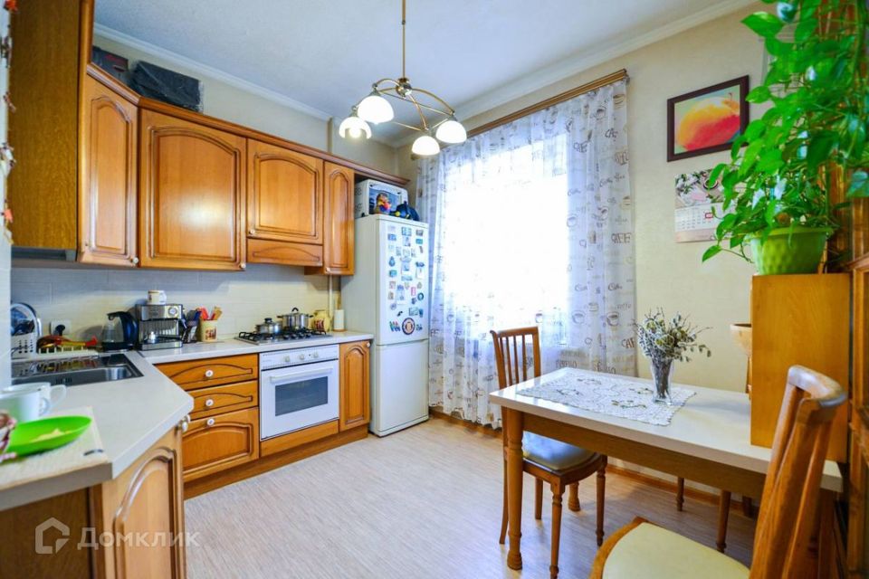 Продаётся 4-комнатная квартира, 85.3 м²