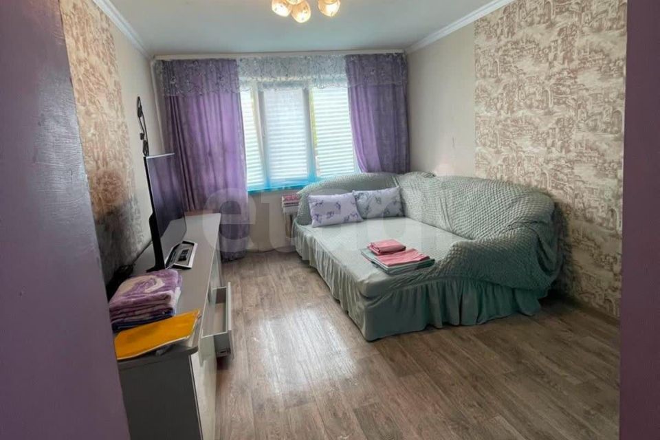 Продаётся 3-комнатная квартира, 60.4 м²