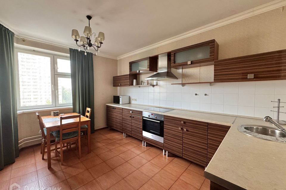 Продаётся 2-комнатная квартира, 60.5 м²