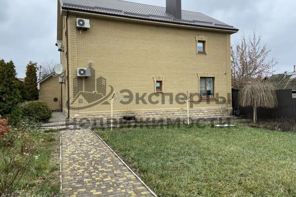 Продаётся 2-этажный дом, 203.5 м²