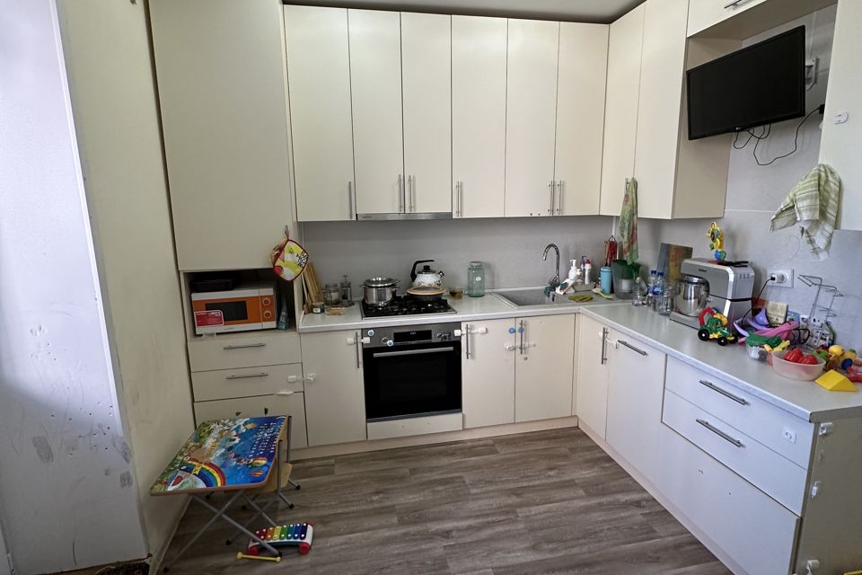 Продаётся 2-комнатная квартира, 63 м²