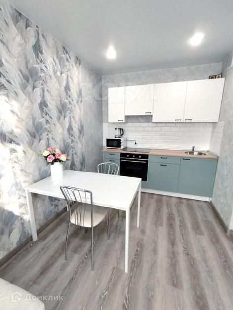 Сдаётся 1-комнатная квартира, 42 м²