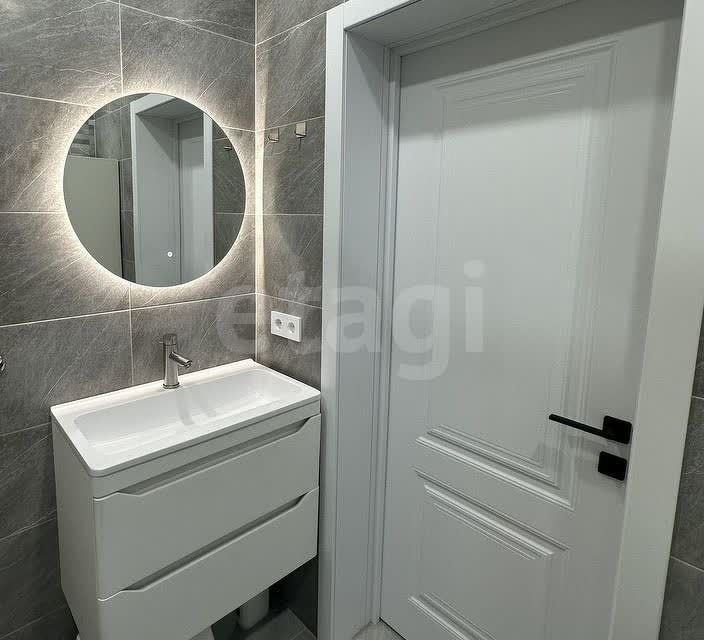 Продаётся 1-комнатная квартира, 44 м²