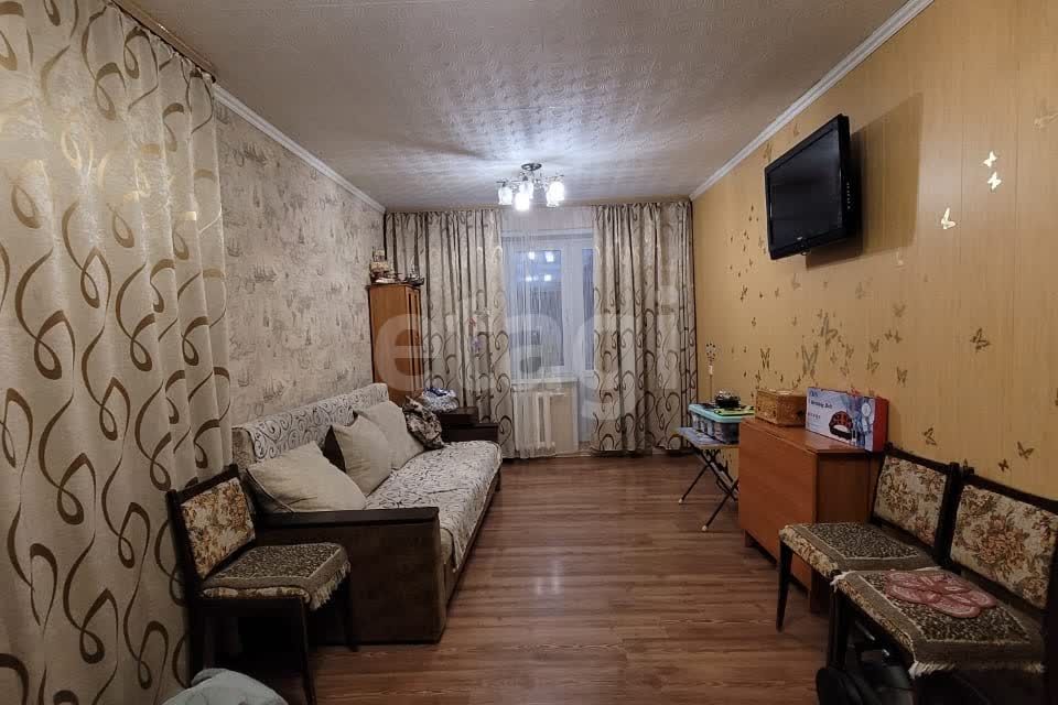 Продаётся 3-комнатная квартира, 57.3 м²
