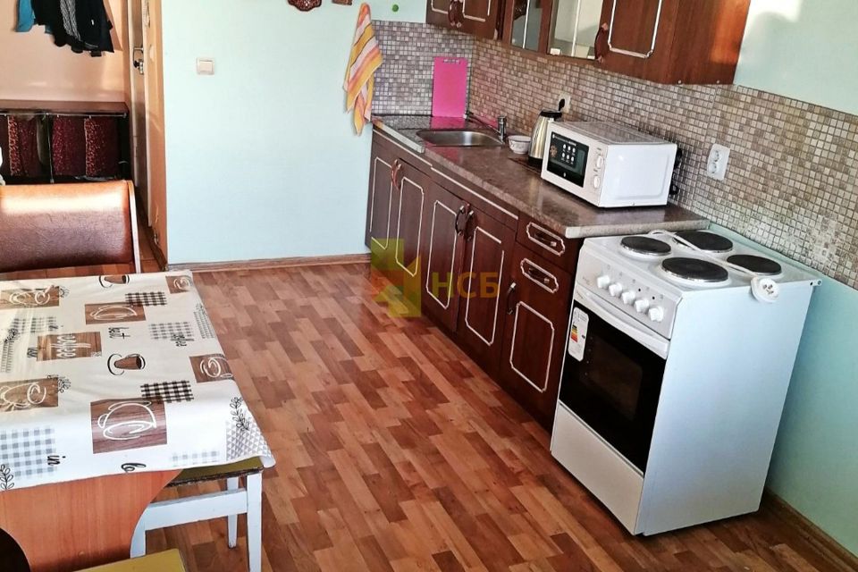 Сдаётся 2-комнатная квартира, 61 м²