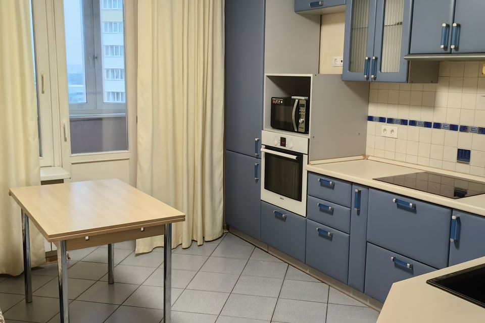 Продаётся 2-комнатная квартира, 68.7 м²