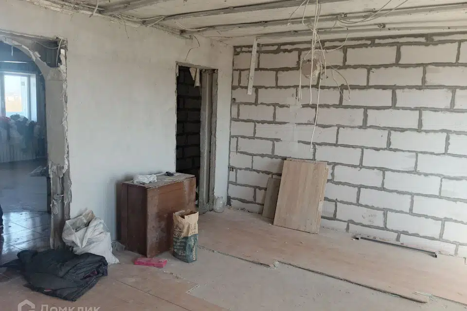 Продаётся 3-комнатная квартира, 77.2 м²