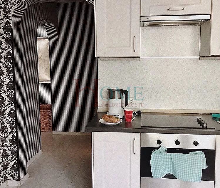 Сдаётся 1-комнатная квартира, 43 м²