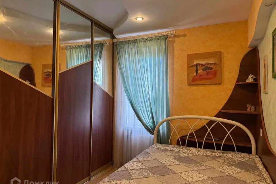 Продаётся 3-комнатная квартира, 60.3 м²