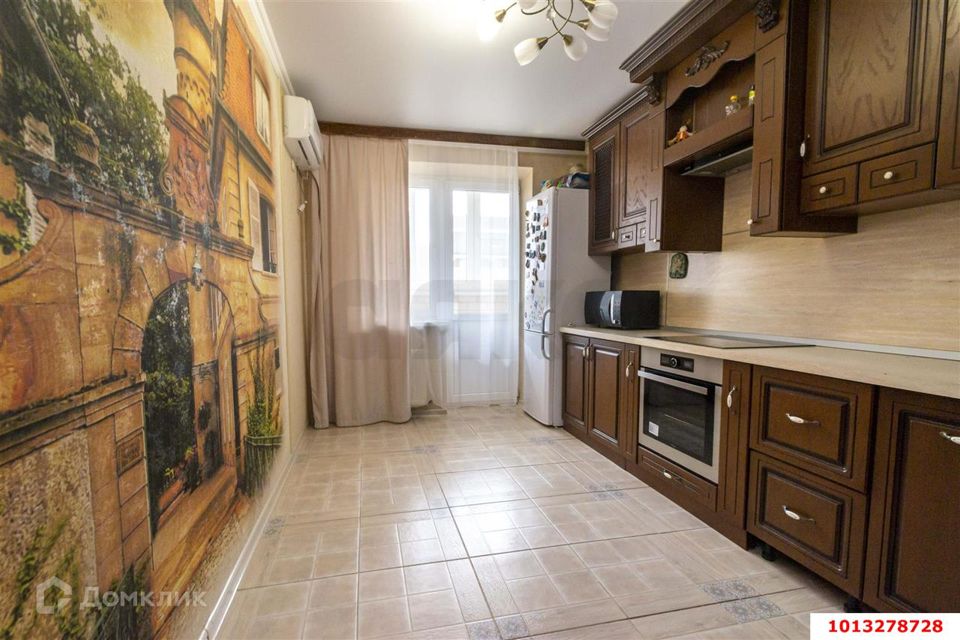 Продаётся 2-комнатная квартира, 62.3 м²