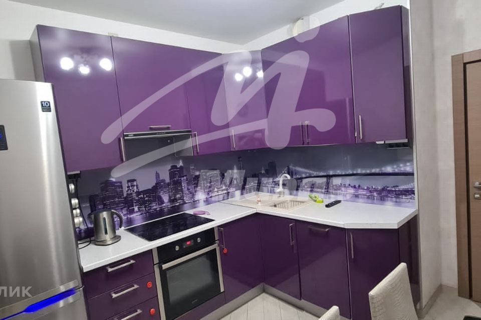 Сдаётся 1-комнатная квартира, 42 м²