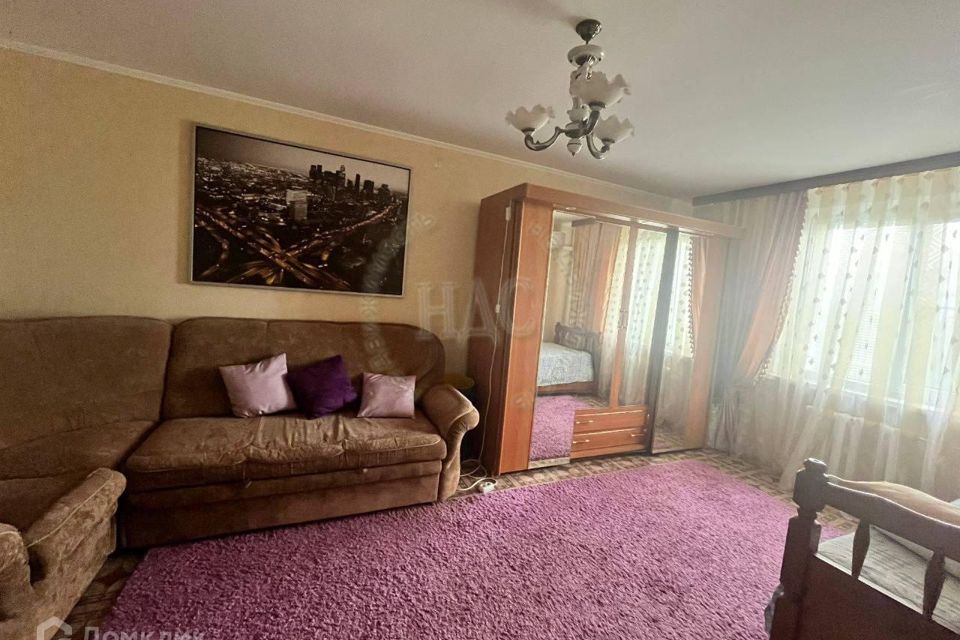 Продаётся 3-комнатная квартира, 100 м²