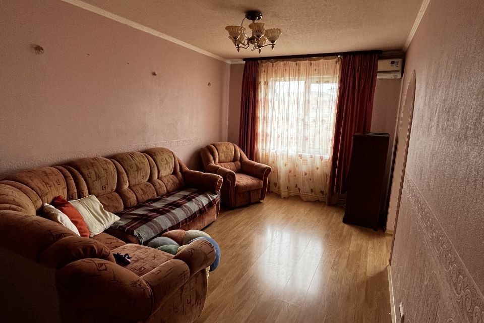 Продаётся 3-комнатная квартира, 60 м²