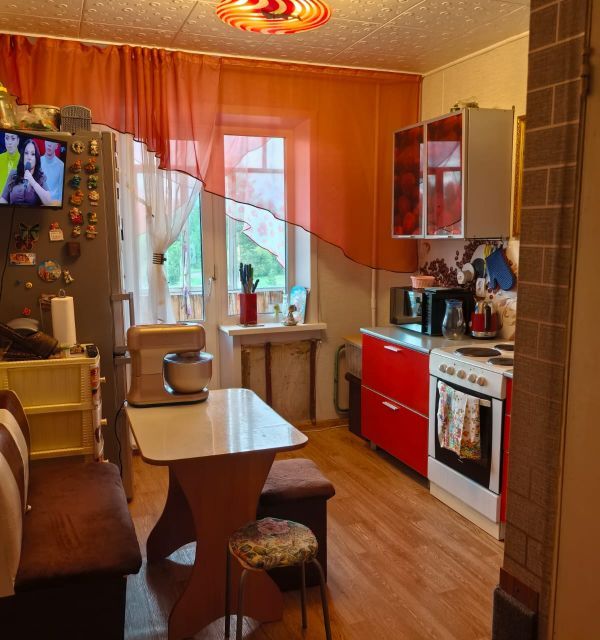 Продаётся 4-комнатная квартира, 79.2 м²