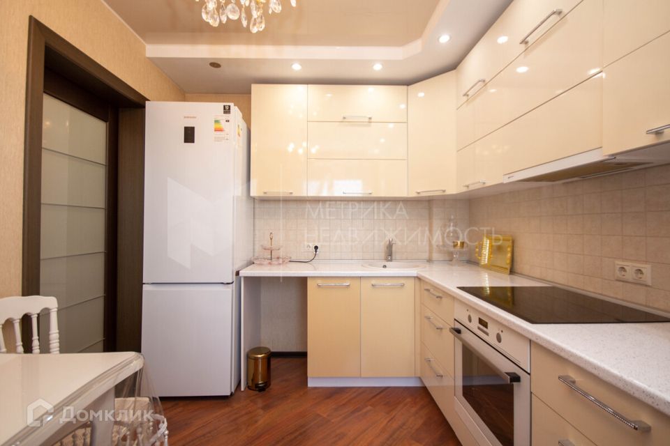 Продаётся 3-комнатная квартира, 58.3 м²