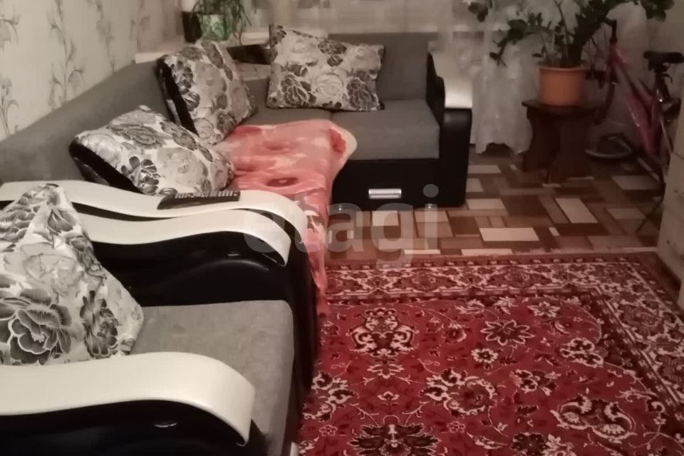 Продаётся 3-комнатная квартира, 57.9 м²
