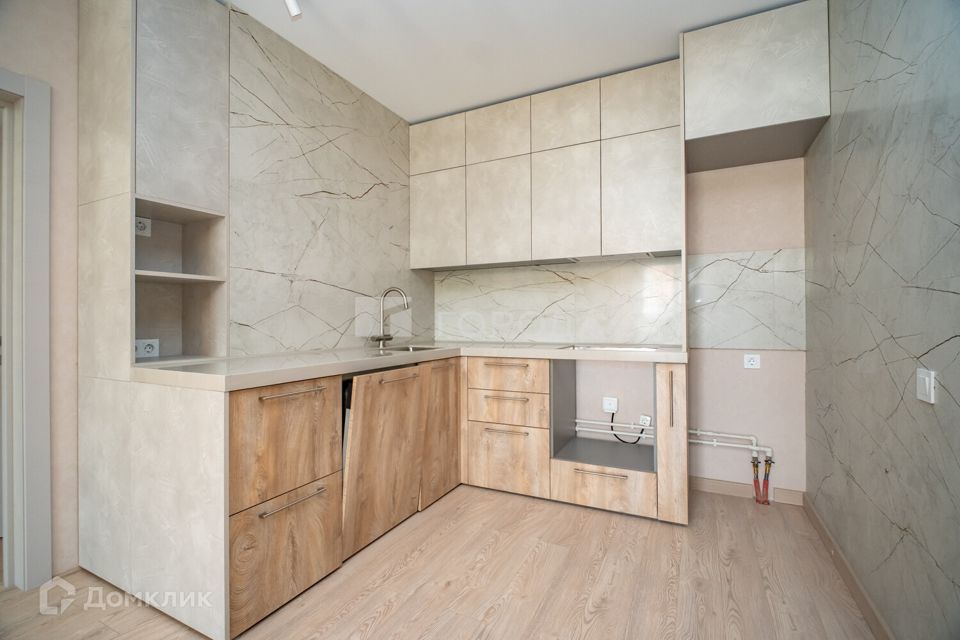 Продаётся 3-комнатная квартира, 77.1 м²