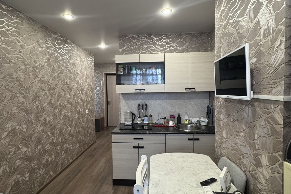 Продаётся 1-комнатная квартира, 37.8 м²