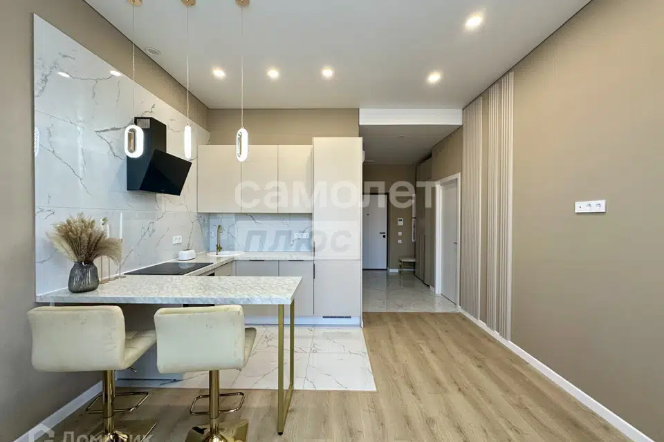 Продаётся 1-комнатная квартира, 43.5 м²