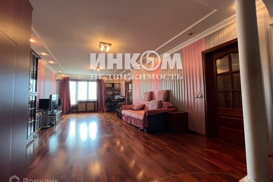 Продаётся 2-комнатная квартира, 97.8 м²