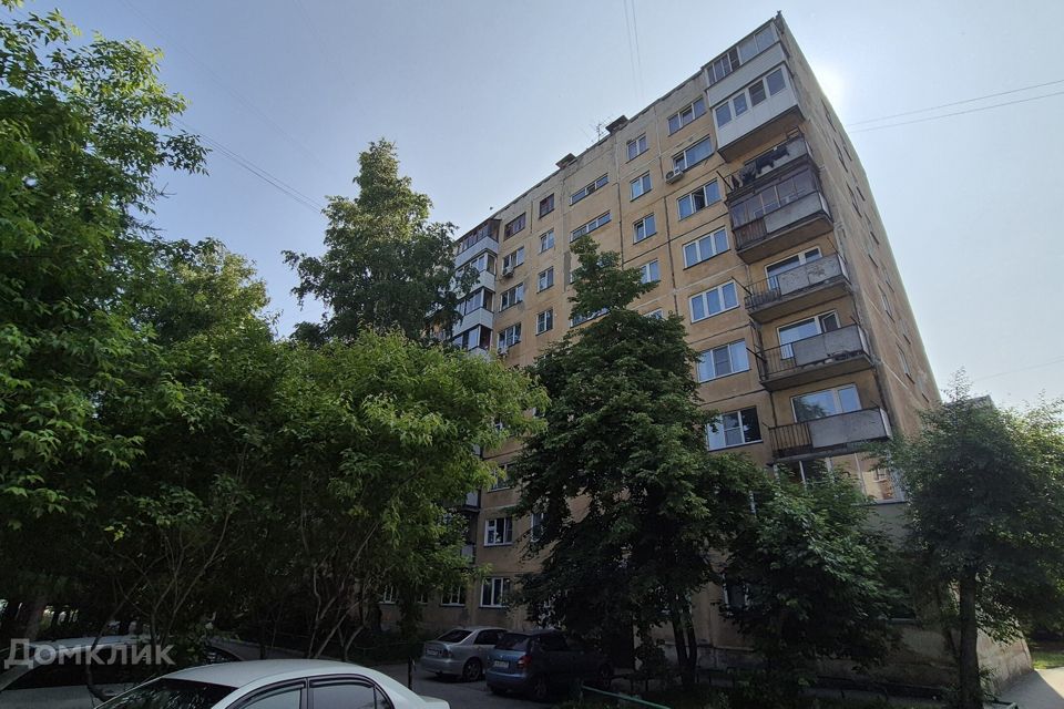 Продаётся 3-комнатная квартира, 60.5 м²