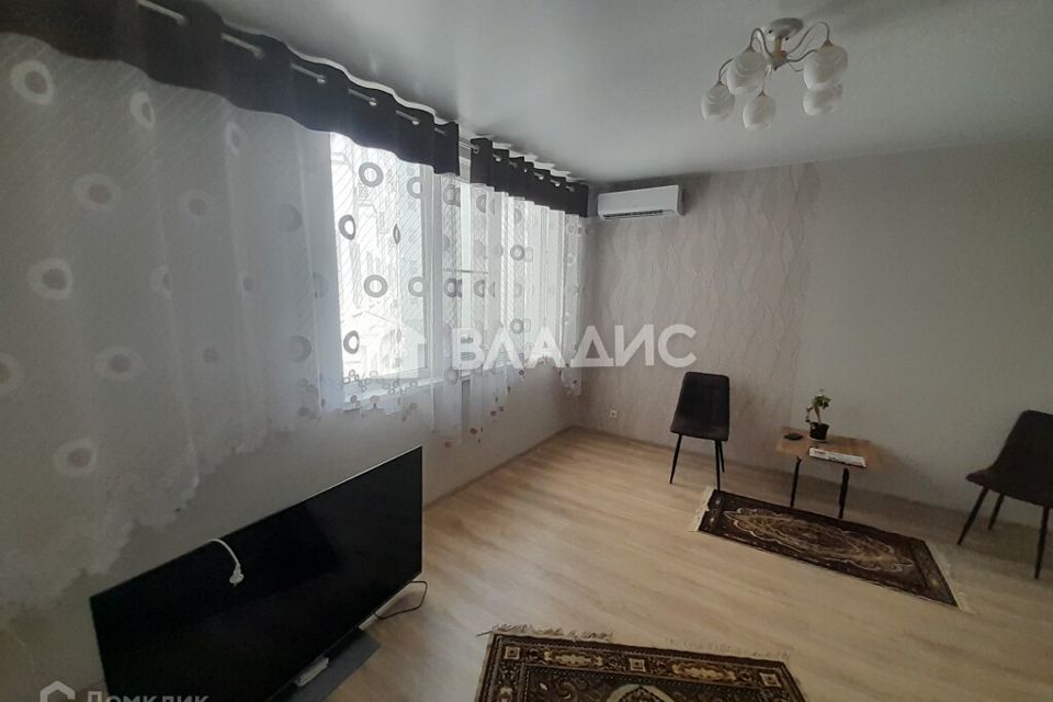Продаётся 1-комнатная квартира, 50.2 м²