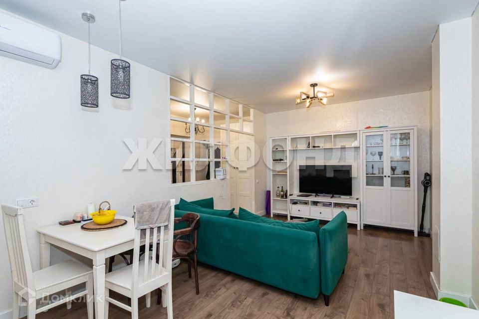 Продаётся 3-комнатная квартира, 76.8 м²
