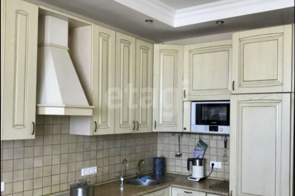 Продаётся 3-комнатная квартира, 68 м²