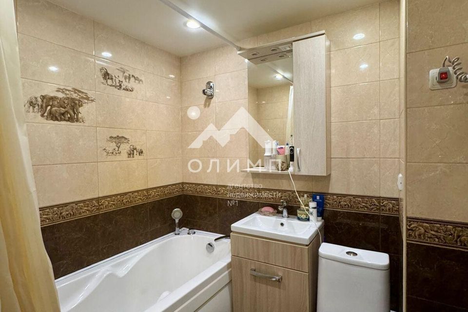 Продаётся 1-комнатная квартира, 38.2 м²