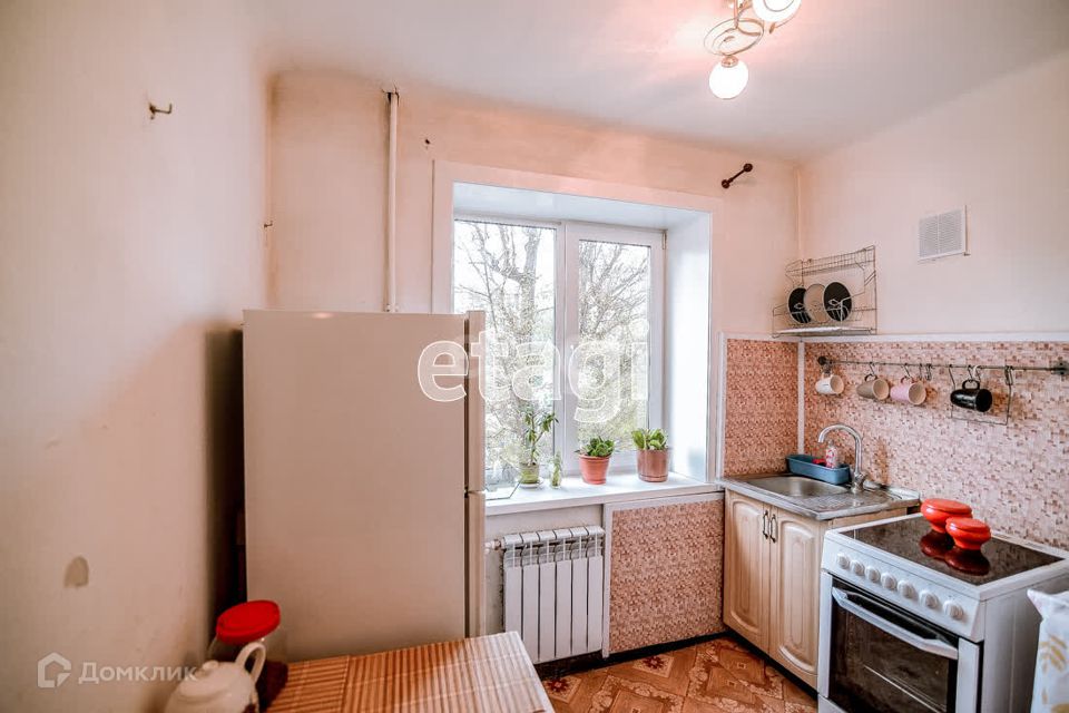 Сдаётся 3-комнатная квартира, 57.2 м²