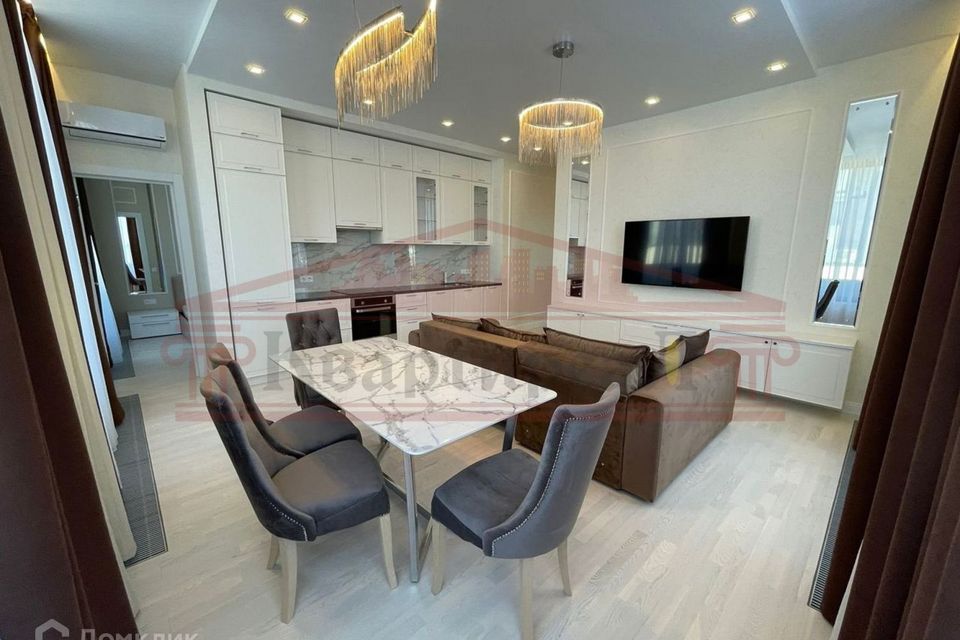 Сдаётся 3-комнатная квартира, 81 м²