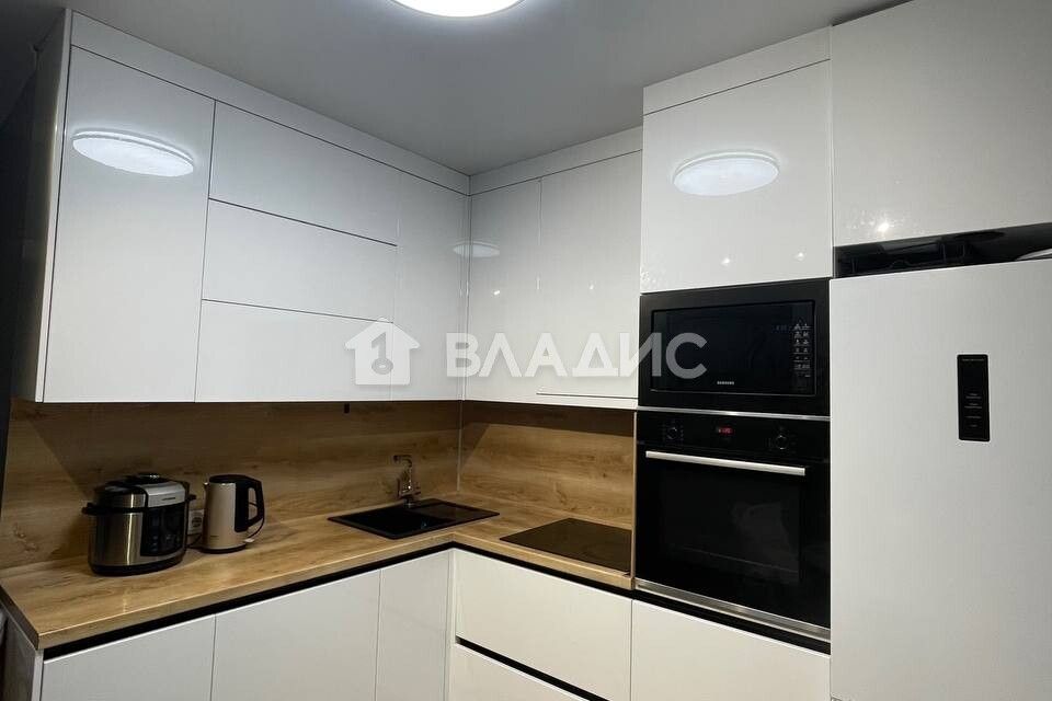 Продаётся 1-комнатная квартира, 46.8 м²