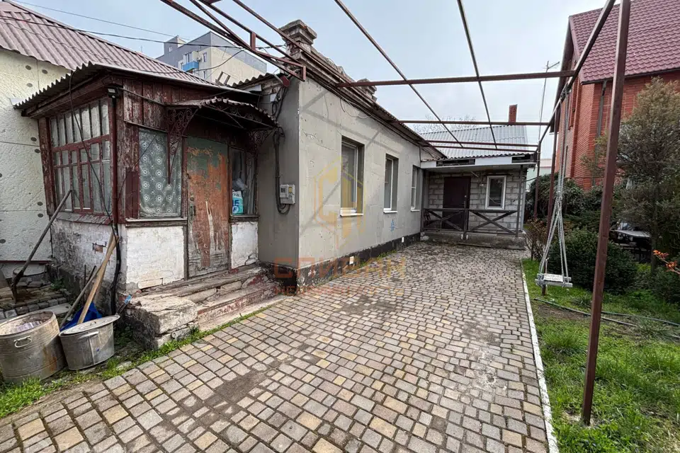 Продаётся часть дома