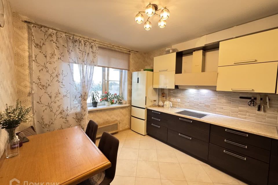 Продаётся 3-комнатная квартира, 96.2 м²