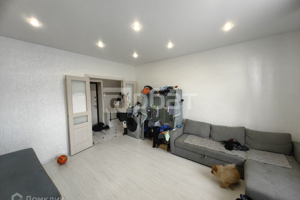 Продаётся 1-комнатная квартира, 37.9 м²