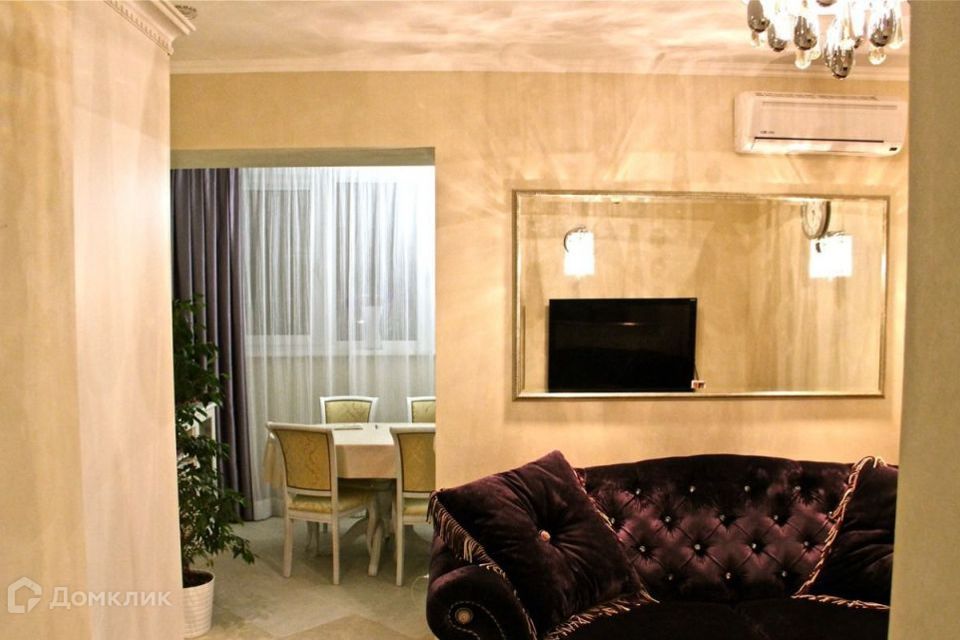 Сдаётся 2-комнатная квартира, 60 м²