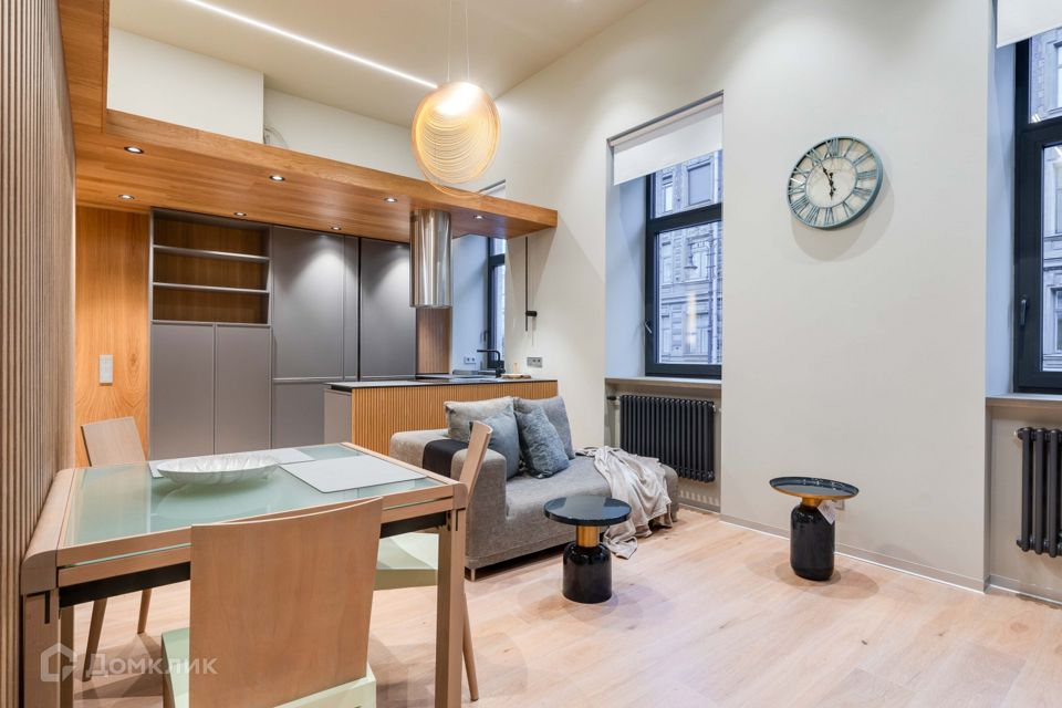 Сдаётся 2-комнатная квартира, 81 м²