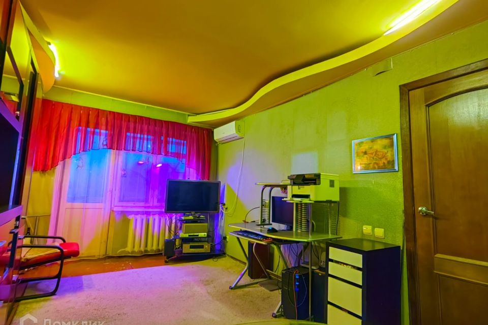 Продаётся 1-комнатная квартира, 32 м²