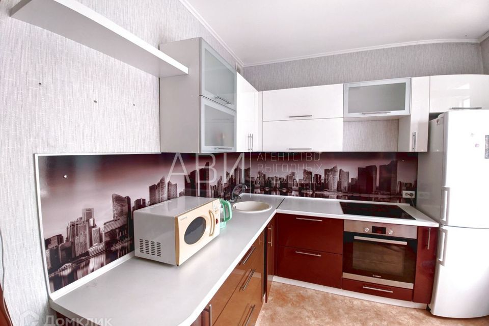Сдаётся 2-комнатная квартира, 55.5 м²