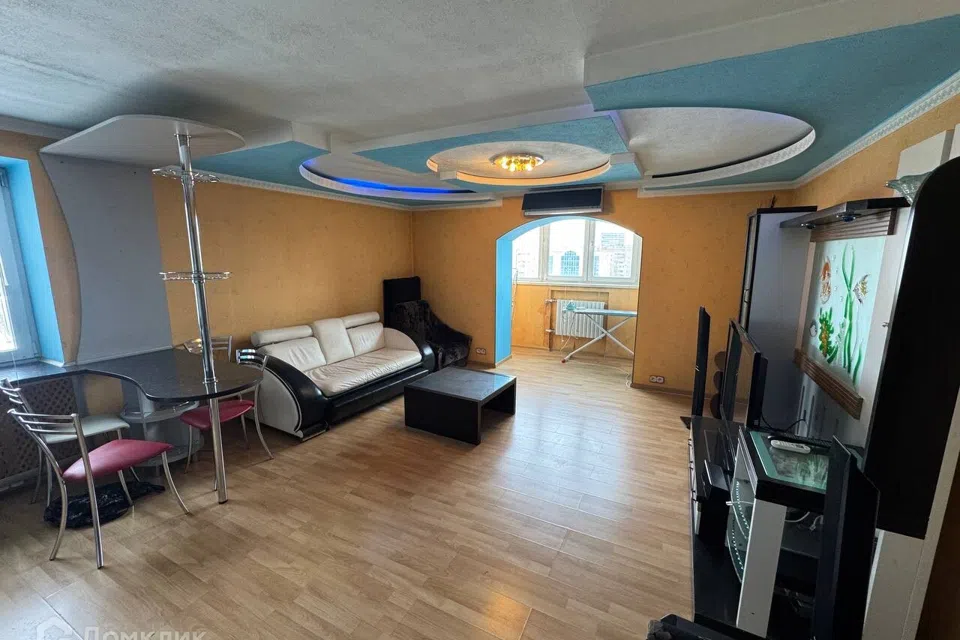 Сдаётся 2-комнатная квартира, 62 м²
