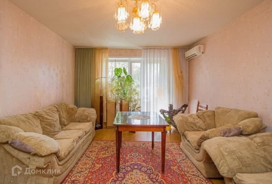 Продаётся 4-комнатная квартира, 95.7 м²